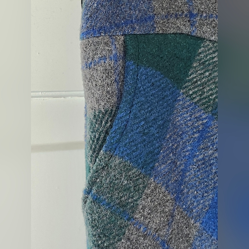 NWT Retro Style Blue and Green Plaid Women's Winter Skirt - Picture 4 of 5